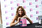 Maria Menounos' (Svelte) Star Shines Brightly At Bethesda Row's Annual 'Front Row' Fashion Event